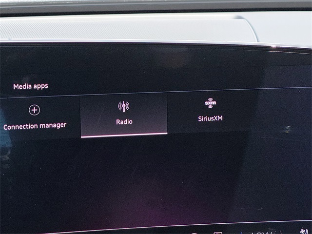 Vehicle image 17 of 27