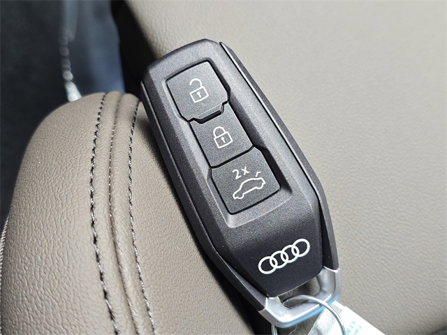 Vehicle image 27 of 27