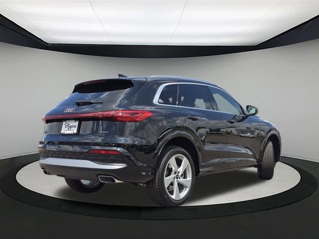 Vehicle image 5 of 27