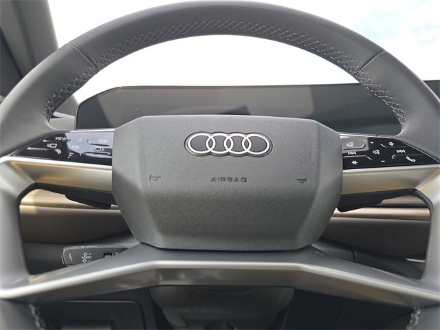 Vehicle image 23 of 27