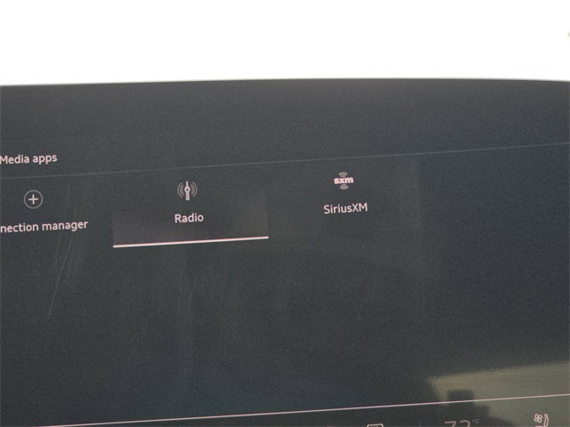 Vehicle image 17 of 27