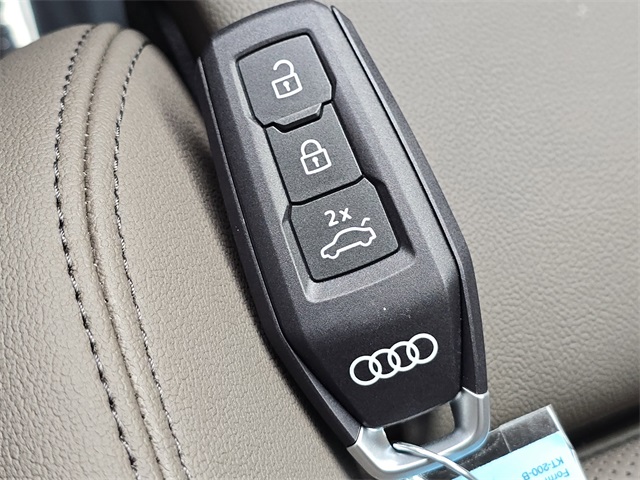Vehicle image 27 of 27