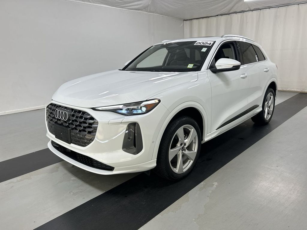 2025 Audi Q5 Premium Plus Image 1 of 26