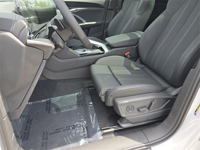 Vehicle image 20 of 27