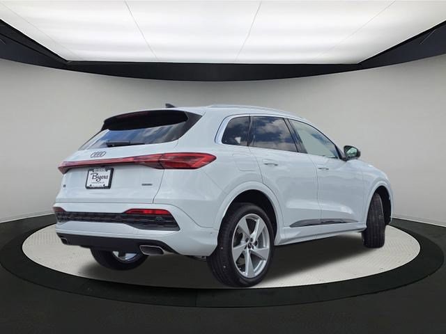 Vehicle image 5 of 27