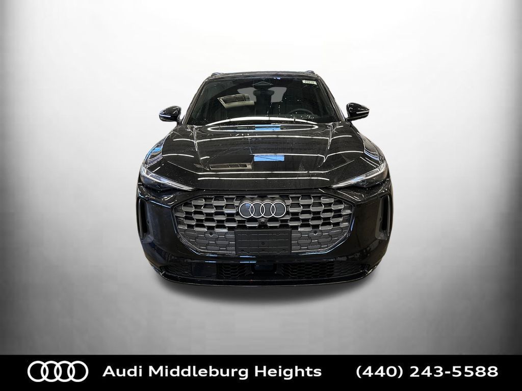 2025 Audi Q5 Premium Plus Image 3 of 32