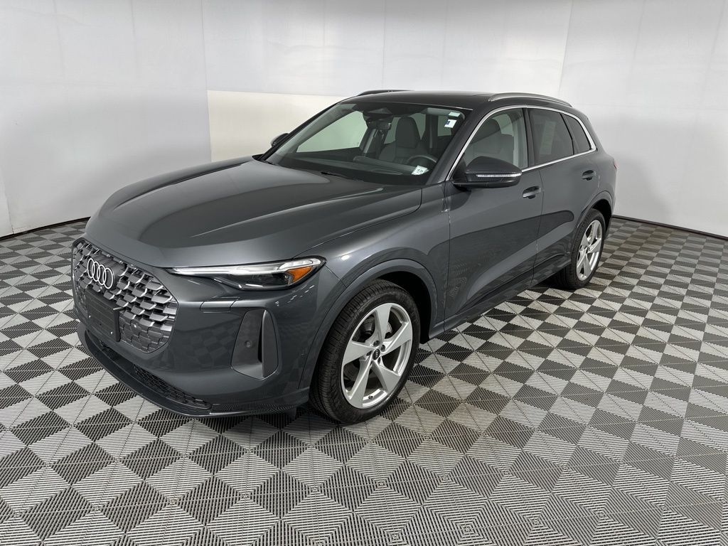2025 Audi Q5 Prestige Image 1 of 36