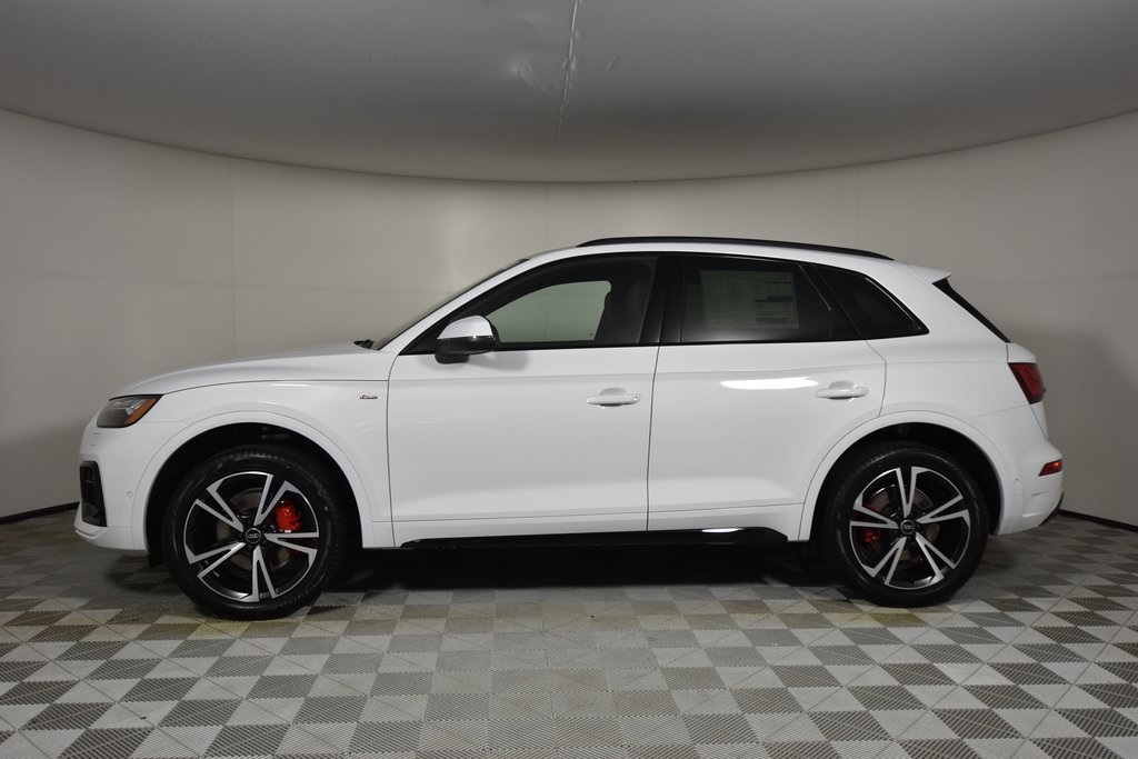 Vehicle image 2 of 19
