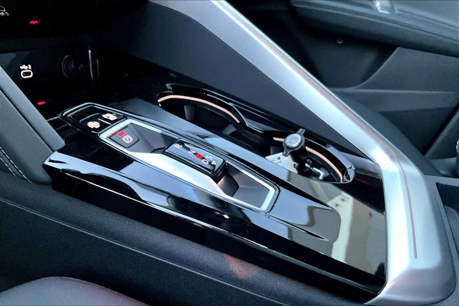 2025 Audi Q5 Premium Image 11 of 19