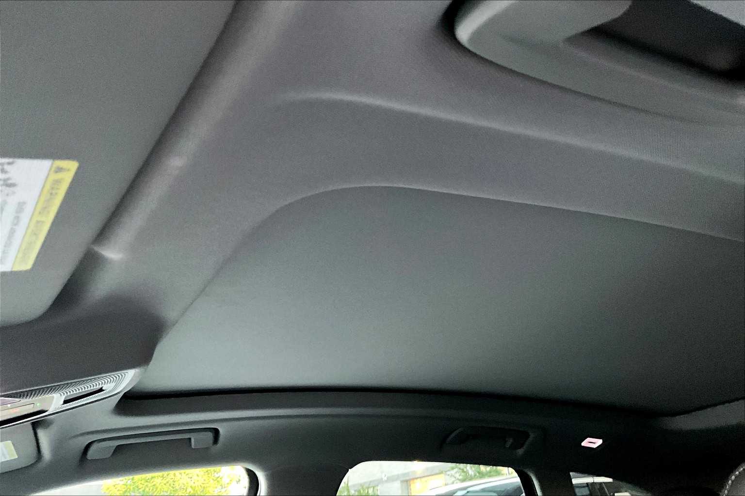 2025 Audi Q5 Premium Image 16 of 19