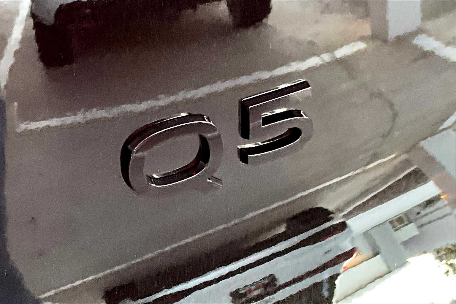 2025 Audi Q5 Premium Image 13 of 19