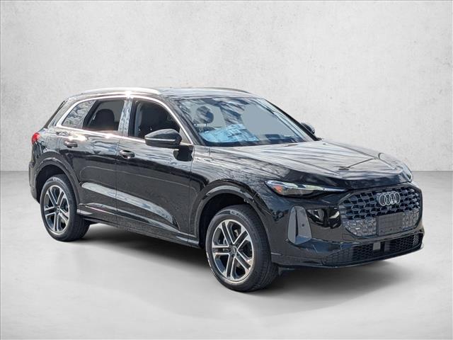 2025 Audi Q5 Premium Image 2 of 17