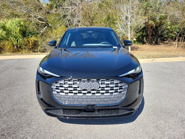 2025 Audi Q5 Premium Image 2 of 31