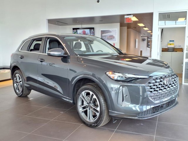 Vehicle image 3 of 23