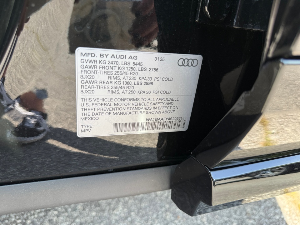 Vehicle image 34 of 35