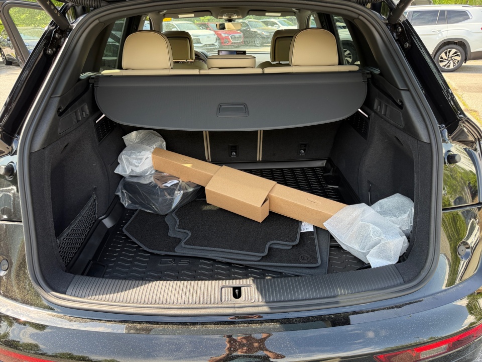 Vehicle image 15 of 35