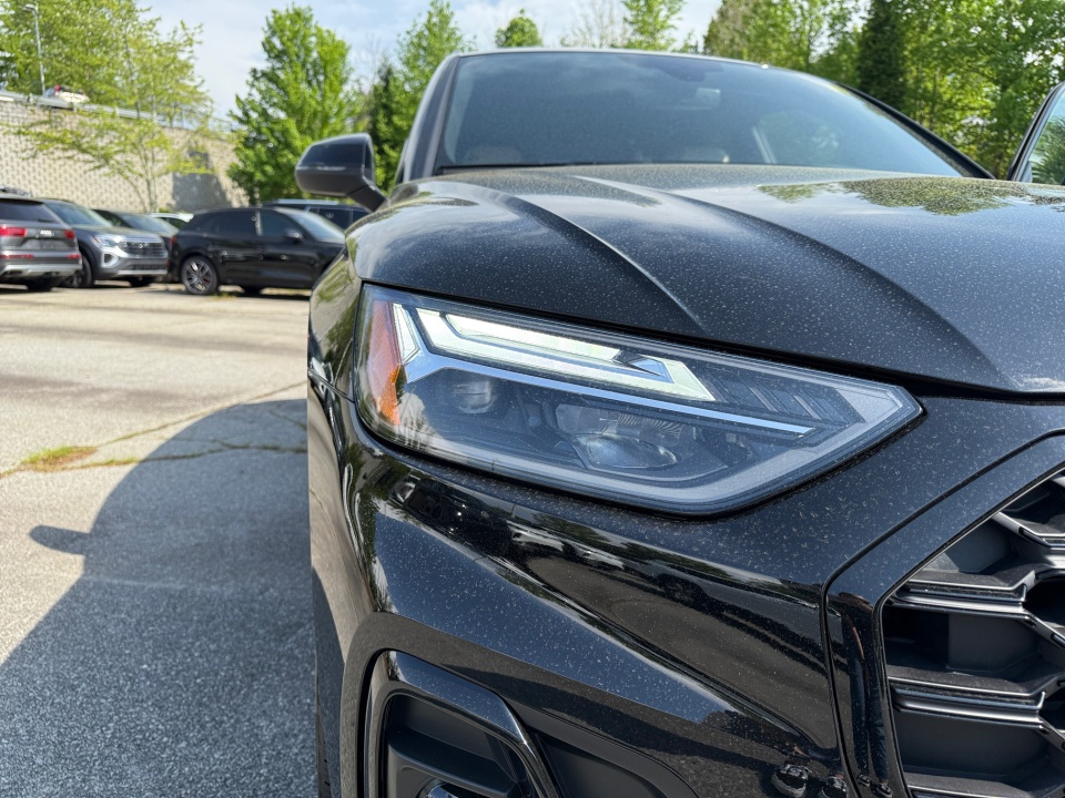 Vehicle image 24 of 35