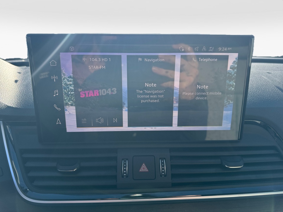 Vehicle image 16 of 30
