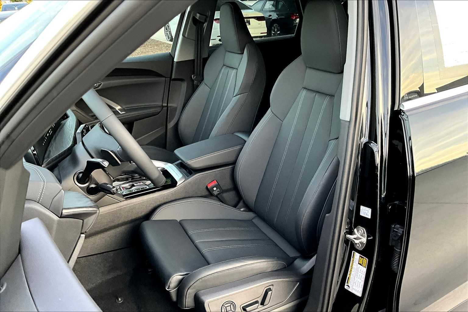 2025 Audi Q5 Premium Plus Image 7 of 19