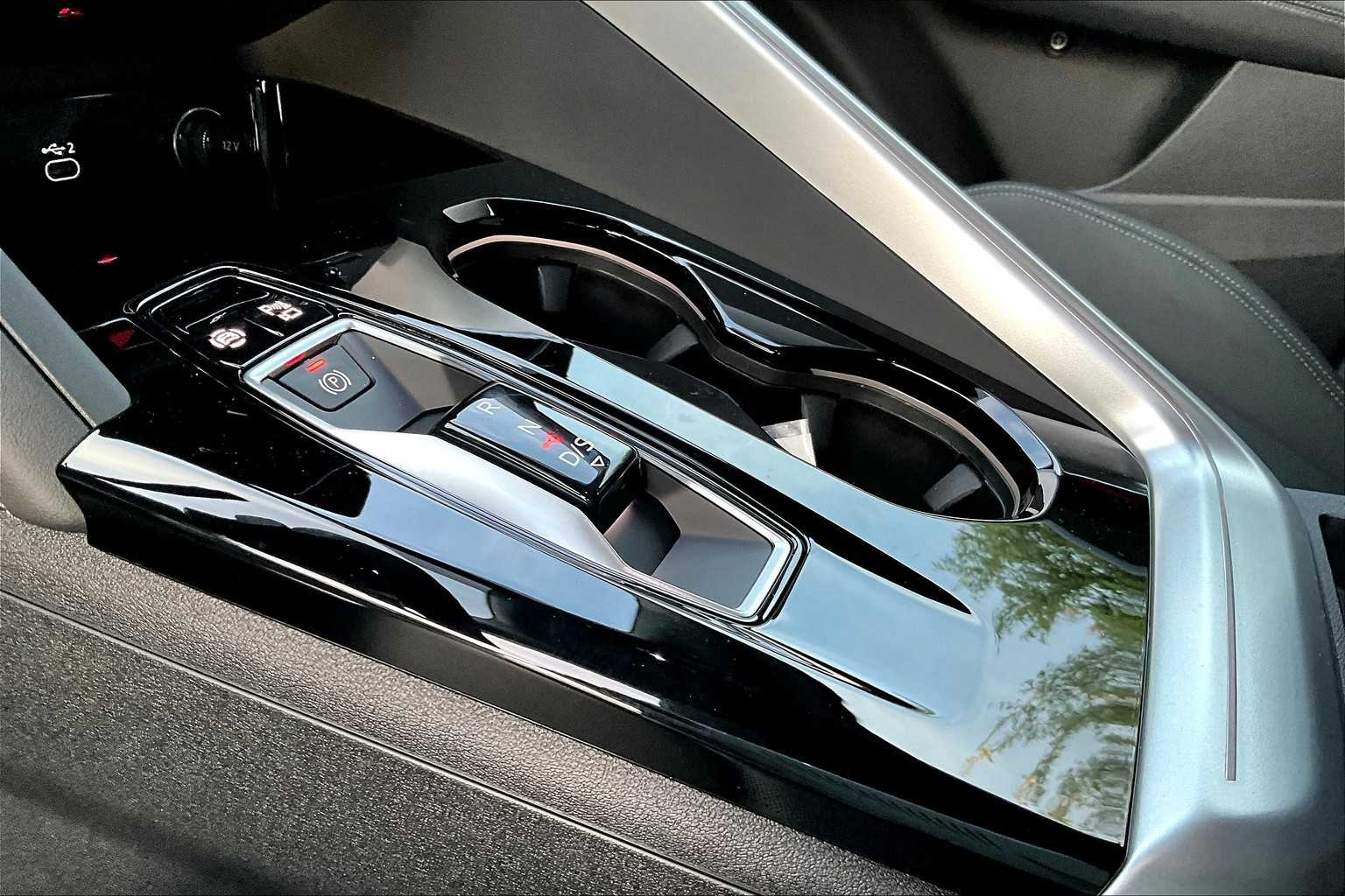 2025 Audi Q5 Premium Plus Image 13 of 19