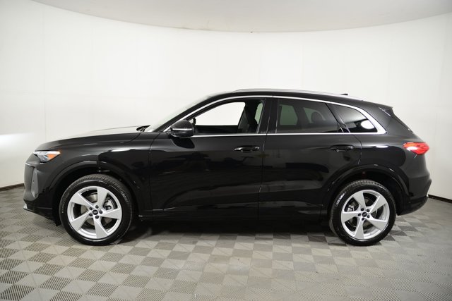 2025 Audi Q5 Premium Plus Image 2 of 29