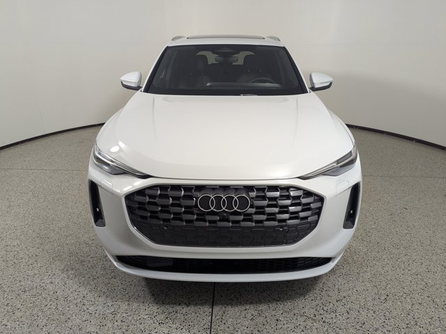 Vehicle image 3 of 21