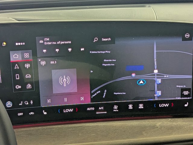 Vehicle image 16 of 21