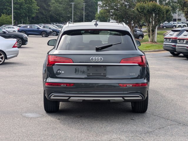 Vehicle image 6 of 35
