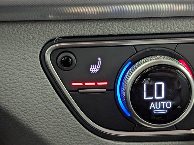 Vehicle image 21 of 21