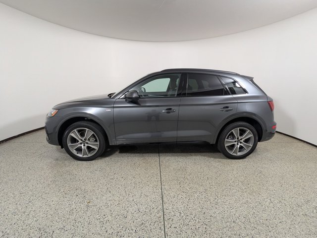 Vehicle image 9 of 21