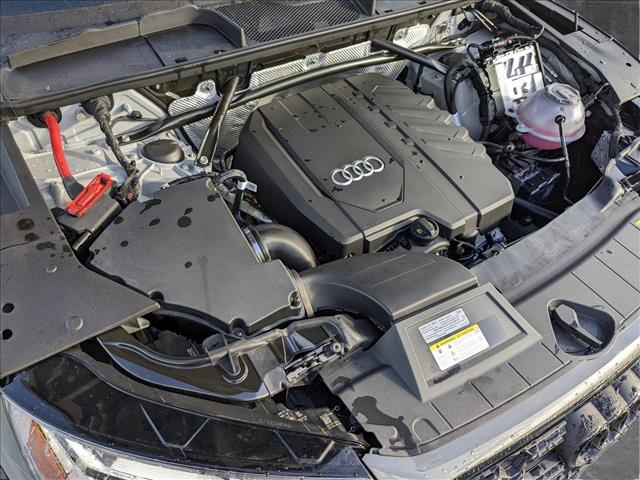 Vehicle image 18 of 19