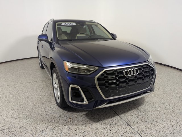 Vehicle image 4 of 21