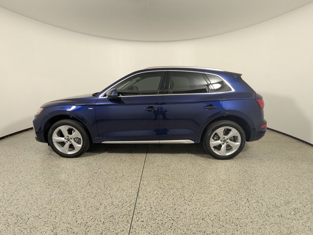 Vehicle image 7 of 21