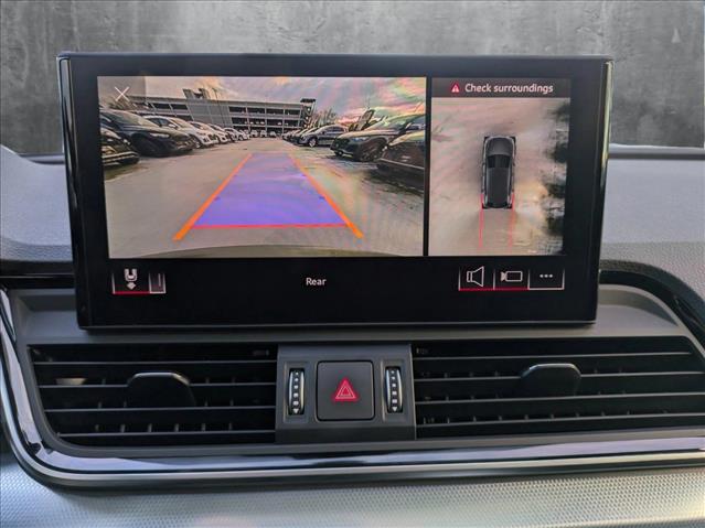 Vehicle image 14 of 19