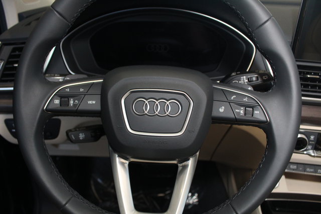 Vehicle image 17 of 32