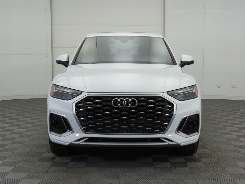 Vehicle image 2 of 33