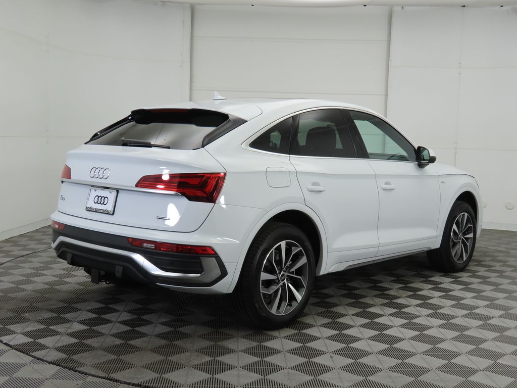 Vehicle image 5 of 33