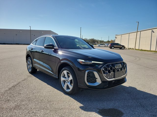 2025 Audi Q5 Sportback Premium Plus Image 3 of 30