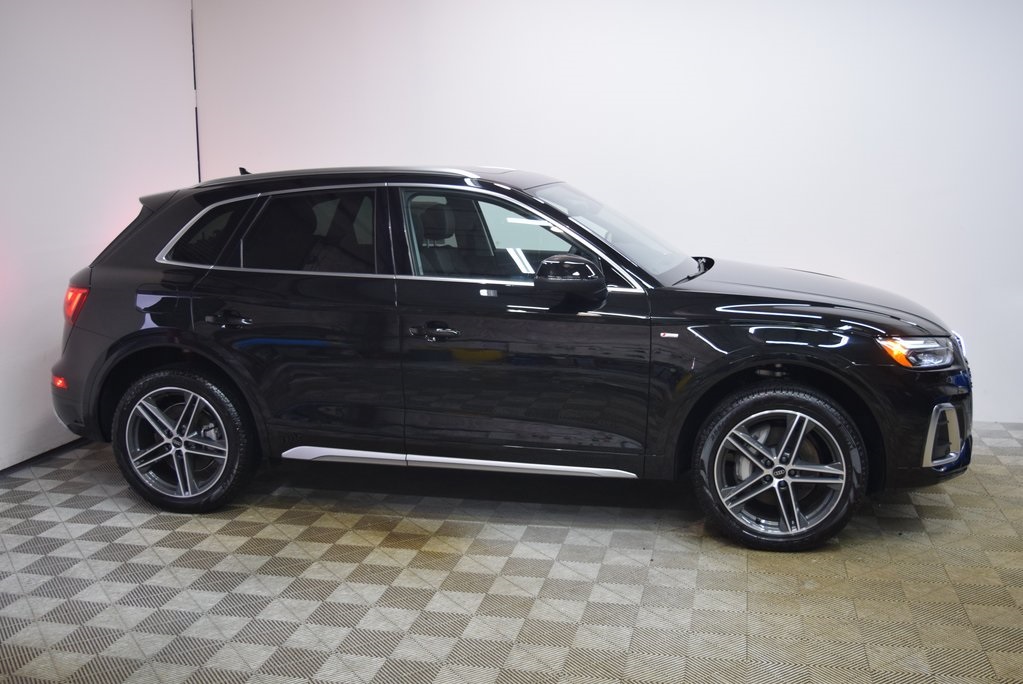 Vehicle image 3 of 15