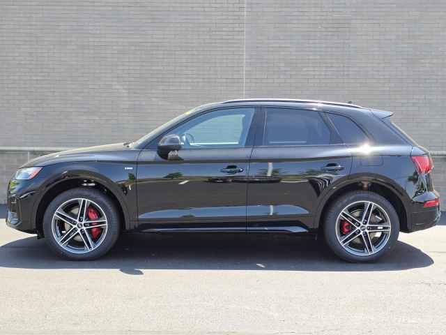 Vehicle image 9 of 42