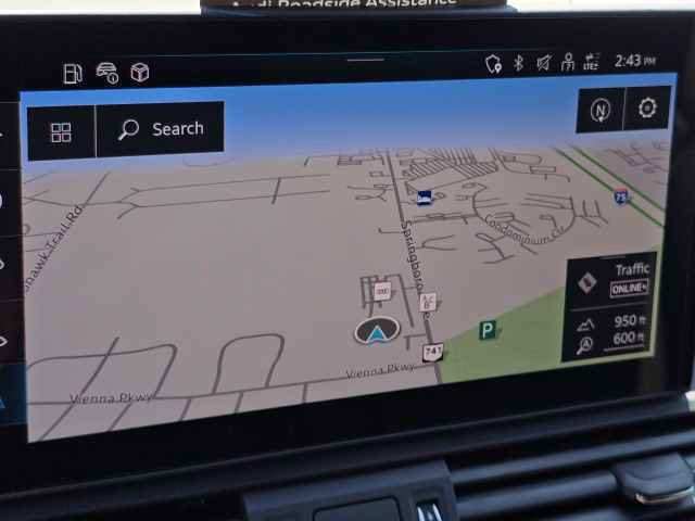 Vehicle image 22 of 42