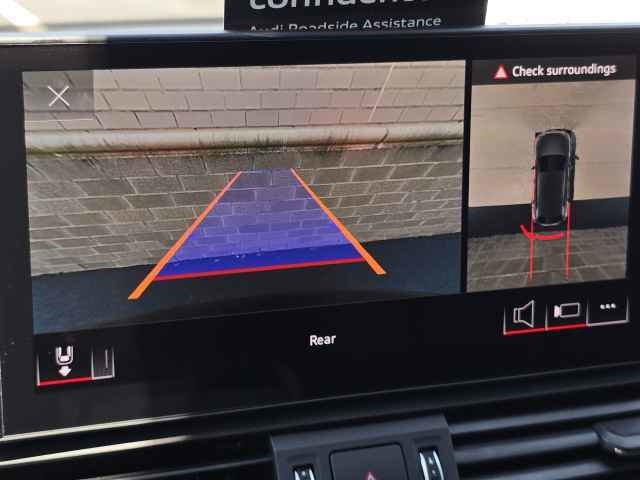 Vehicle image 23 of 42