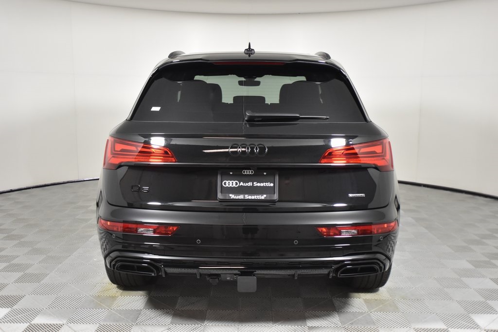 Vehicle image 6 of 19