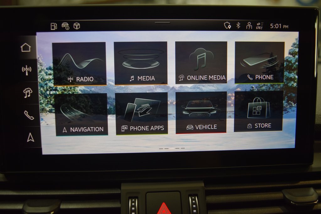 Vehicle image 12 of 14