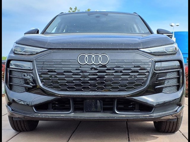 Vehicle image 2 of 24