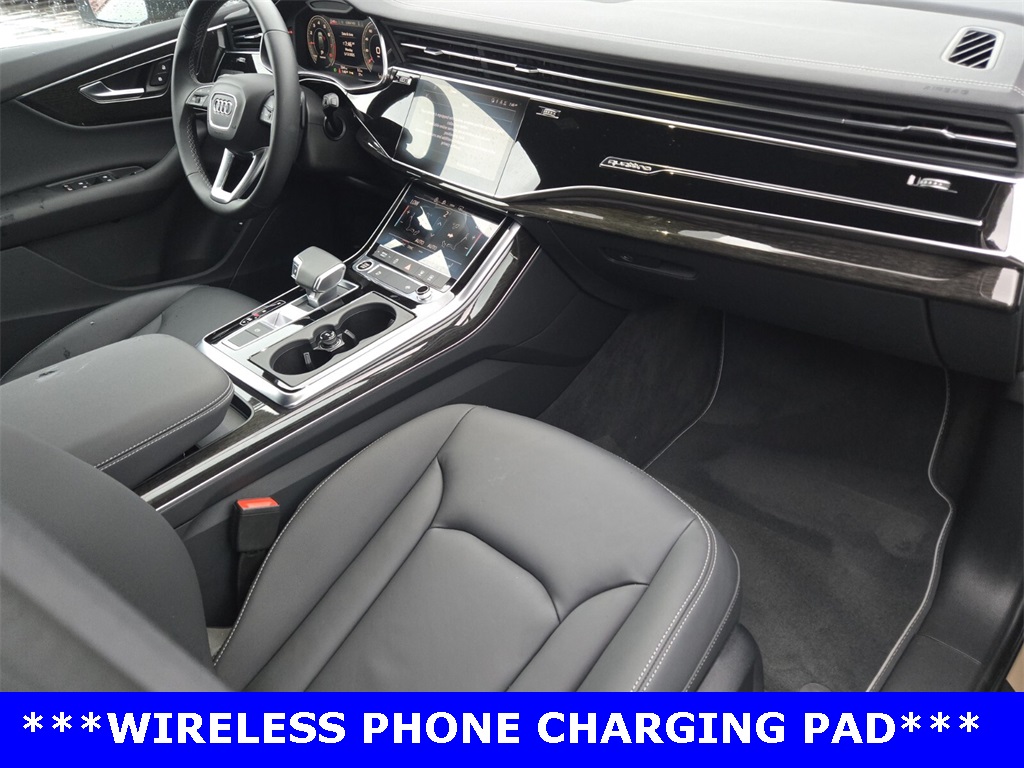 Vehicle image 14 of 24