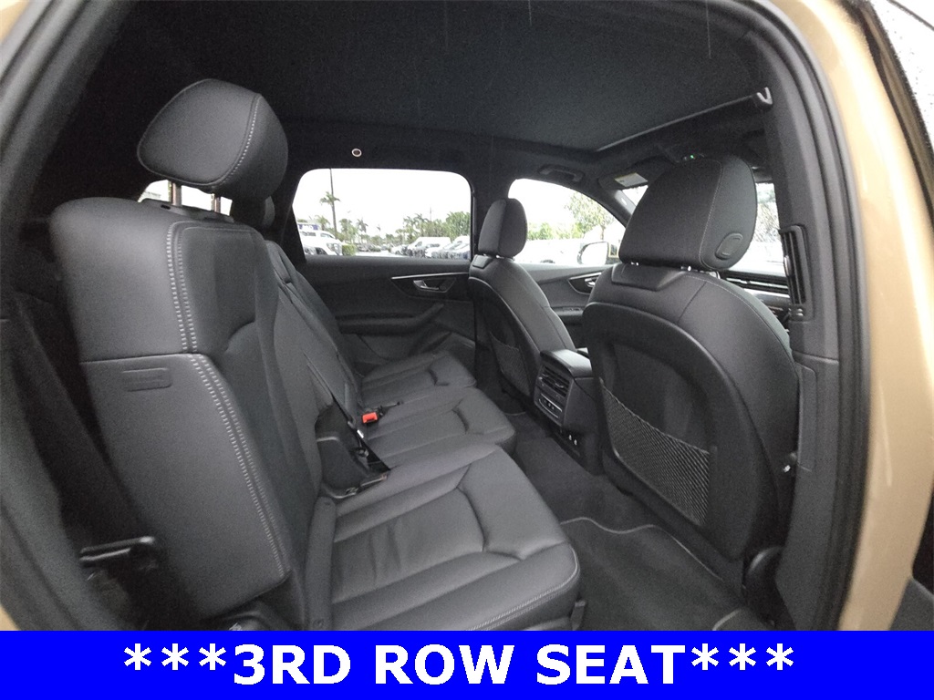 Vehicle image 13 of 24