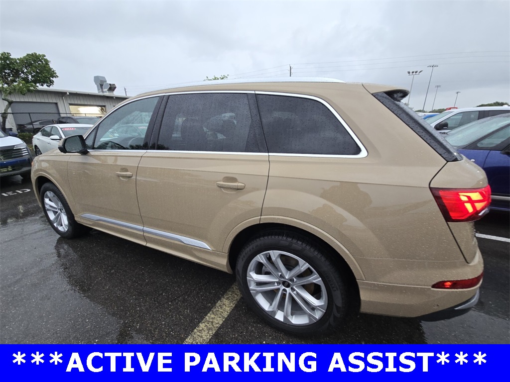 Vehicle image 6 of 24