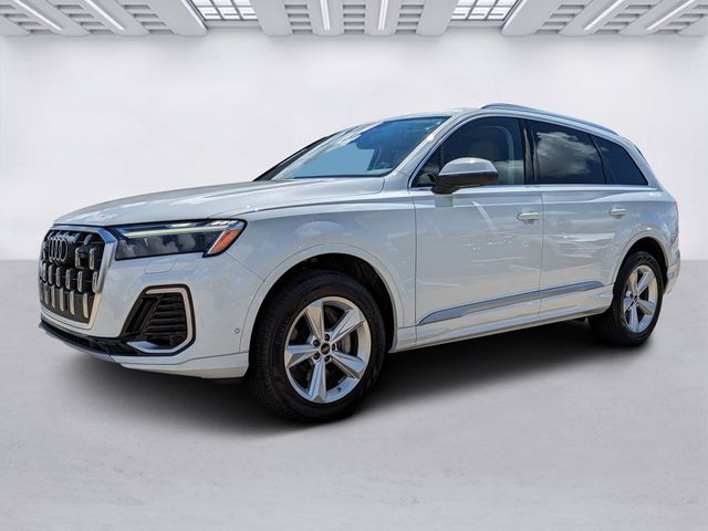2025 Audi Q7 Premium Image 1 of 31