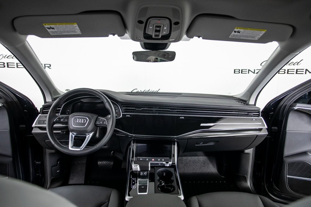 Vehicle image 29 of 53